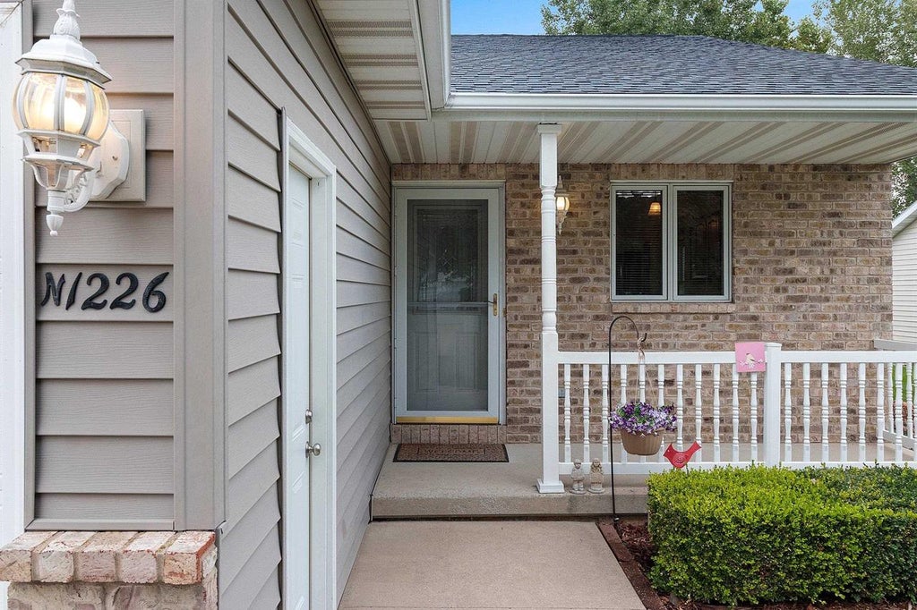 Photo of N1226 Redwing DRIVE, Greenville, WI 54942 (MLS # 50332989)