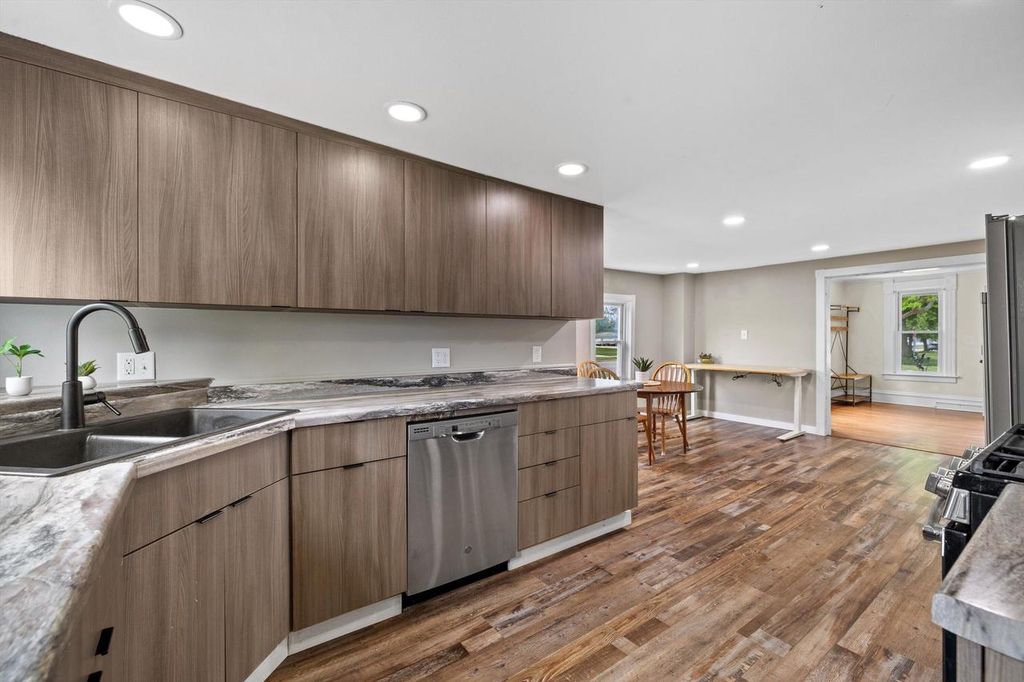 Photo of 220 E Walworth STREET, Elkhorn, WI 53121 (MLS # 1963206)