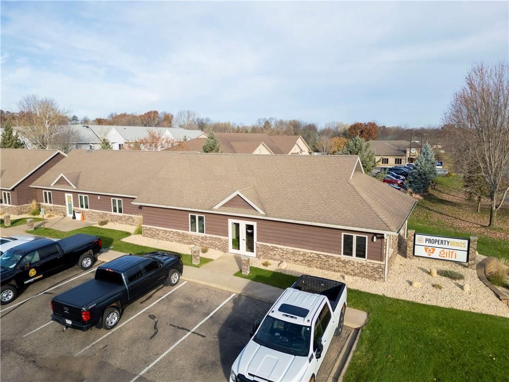 Photo of 3806 Oakwood Hills PARKWAY, Eau Claire, WI 54701 (MLS # 1598307)