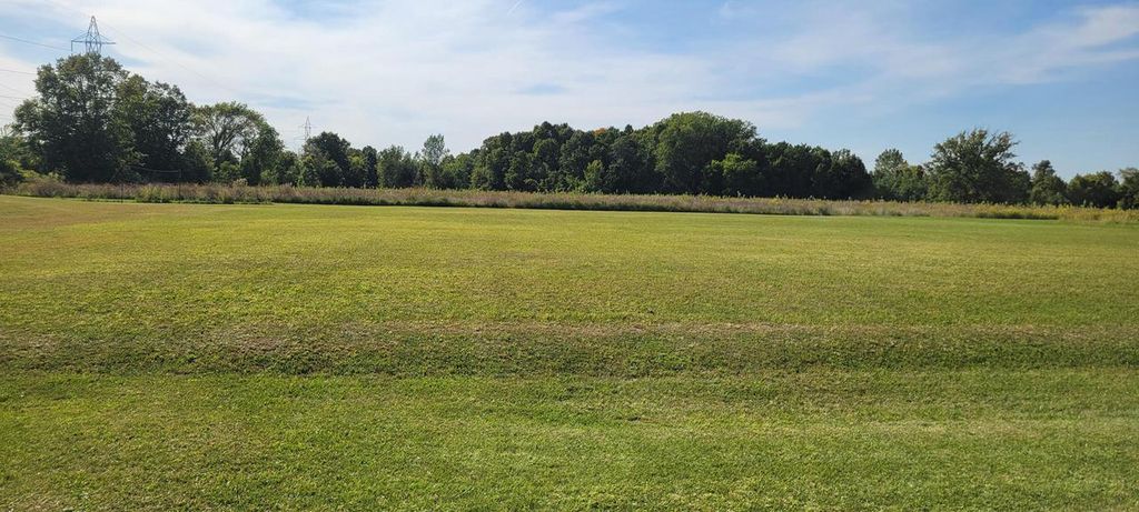 Photo of 10851 S 10th AVENUE, Oak Creek, WI 53154 (MLS # 1939680)