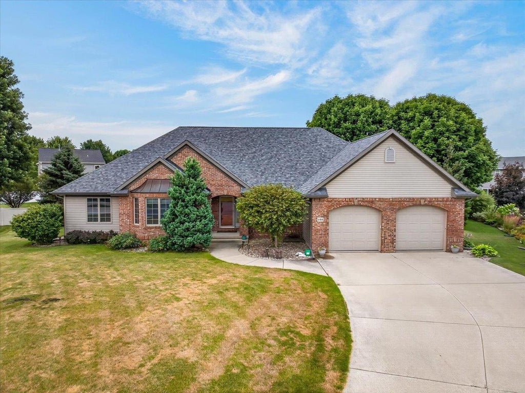 Photo of 100 Stonehaven CIRCLE, Beaver Dam, WI 53916 (MLS # 2029399)