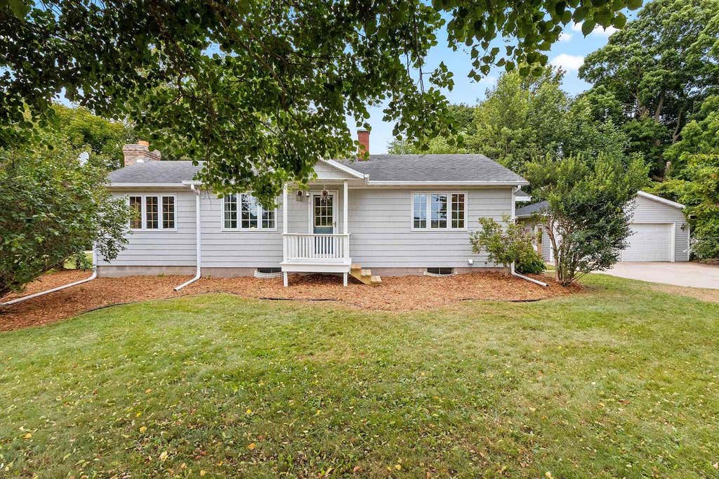 Photo of 3818 Airport ROAD, Oconto, WI 54153 (MLS # 50330449)