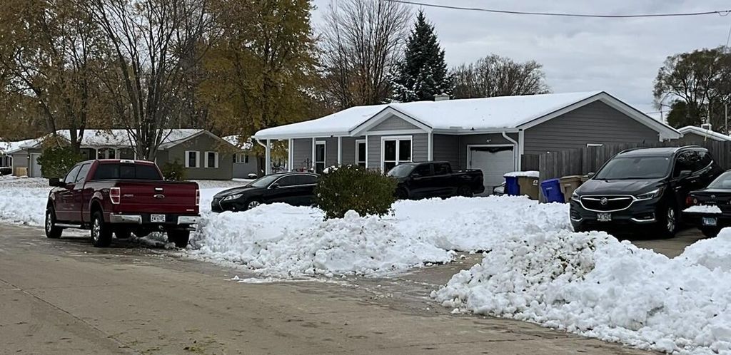 Photo of 8540 14th AVENUE, Kenosha, WI 53143 (MLS # 1942678)