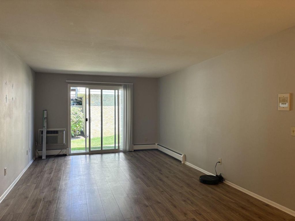 Photo of 4328 Melody LANE #101, Madison, WI 53704 (MLS # 2023451)