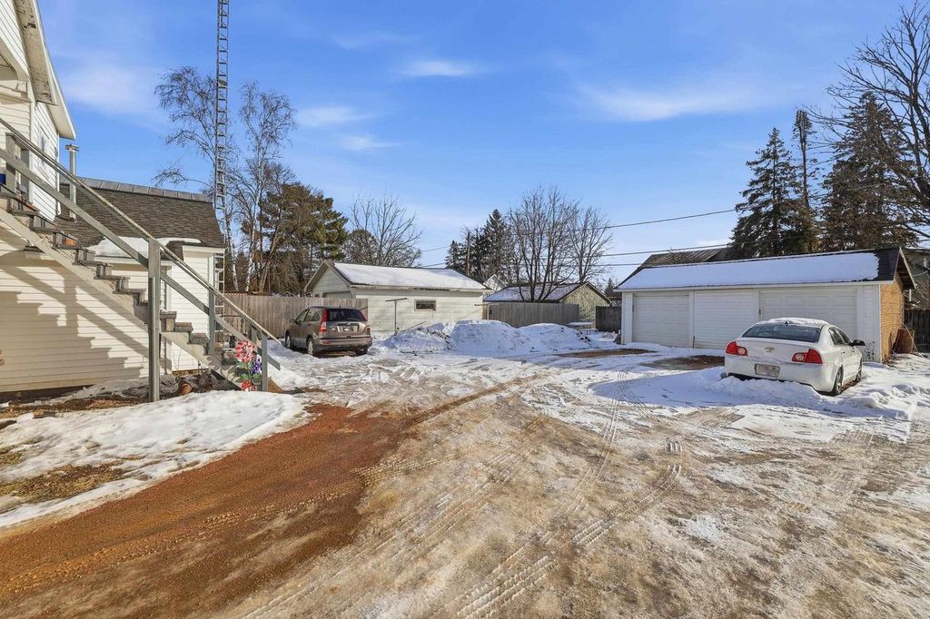 Photo of 733 Franklin STREET, Stevens Point, WI 54481 (MLS # 22600212)