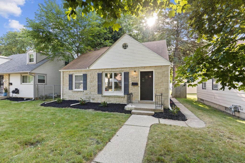 Photo of 4314 N 52nd STREET, Milwaukee, WI 53216 (MLS # 1972380)