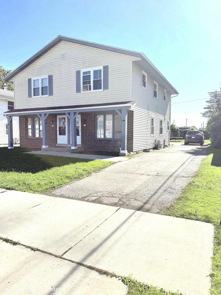 Photo of 731 Monticello DRIVE, Racine, WI 53402 (MLS # 1983204)