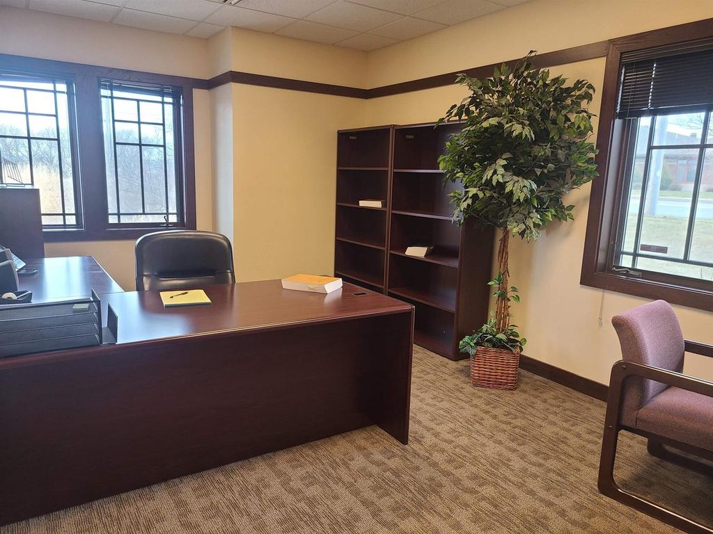 Photo of 1400 Merrill AVENUE, Wausau, WI 54401 (MLS # 22235798)