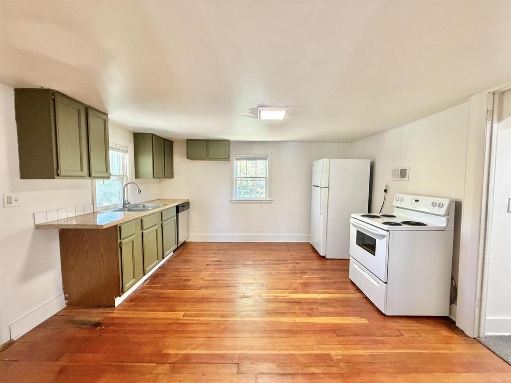 Photo of 1838 Spohn AVENUE, Madison, WI 53704 (MLS # 2011778)