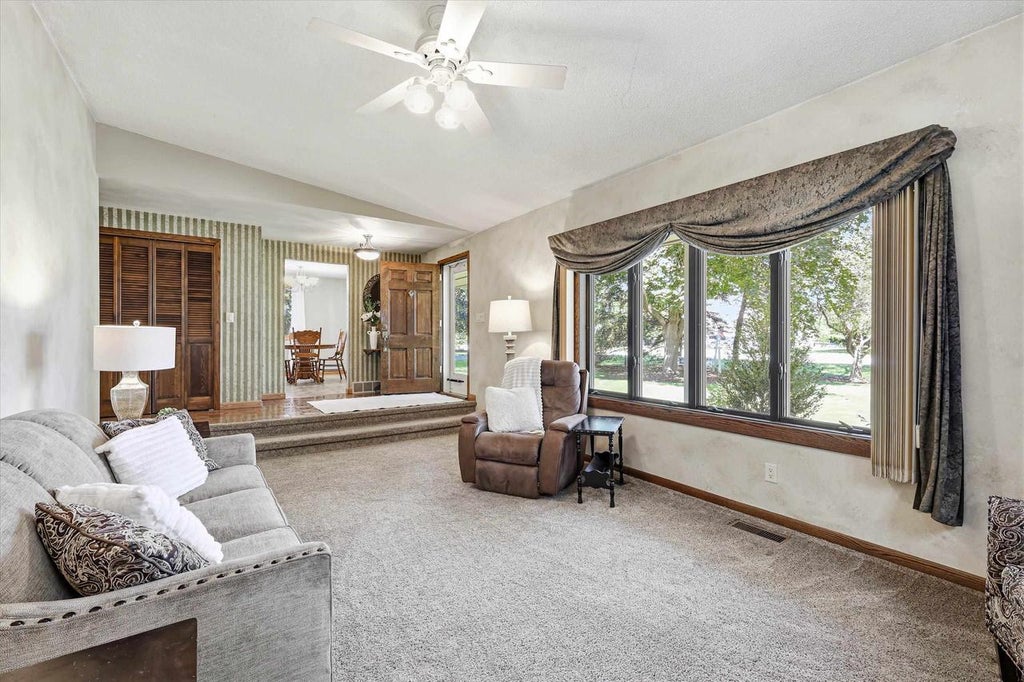 Photo of W3187 Creek View LANE, Appleton, WI 54915 (MLS # 50332498)