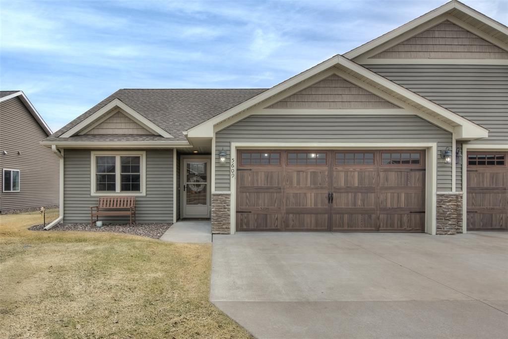 Photo of 5609 Green Park DRIVE, Eau Claire, WI 54703 (MLS # 1599523)