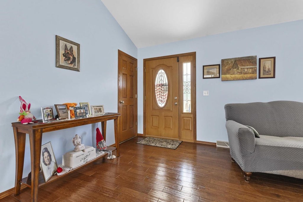 Photo of W10036 Terri LANE, Crivitz, WI 54114 (MLS # 50330231)