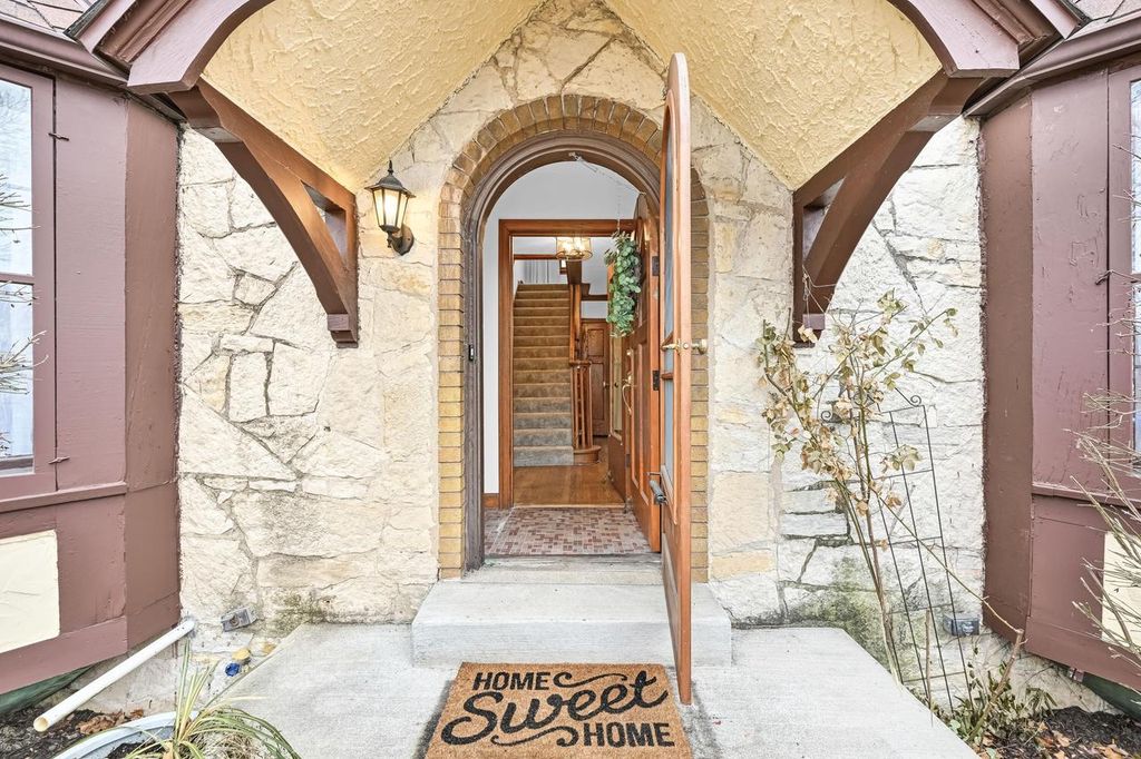 Photo of 1531 N 60th STREET, Milwaukee, WI 53208 (MLS # 1958056)