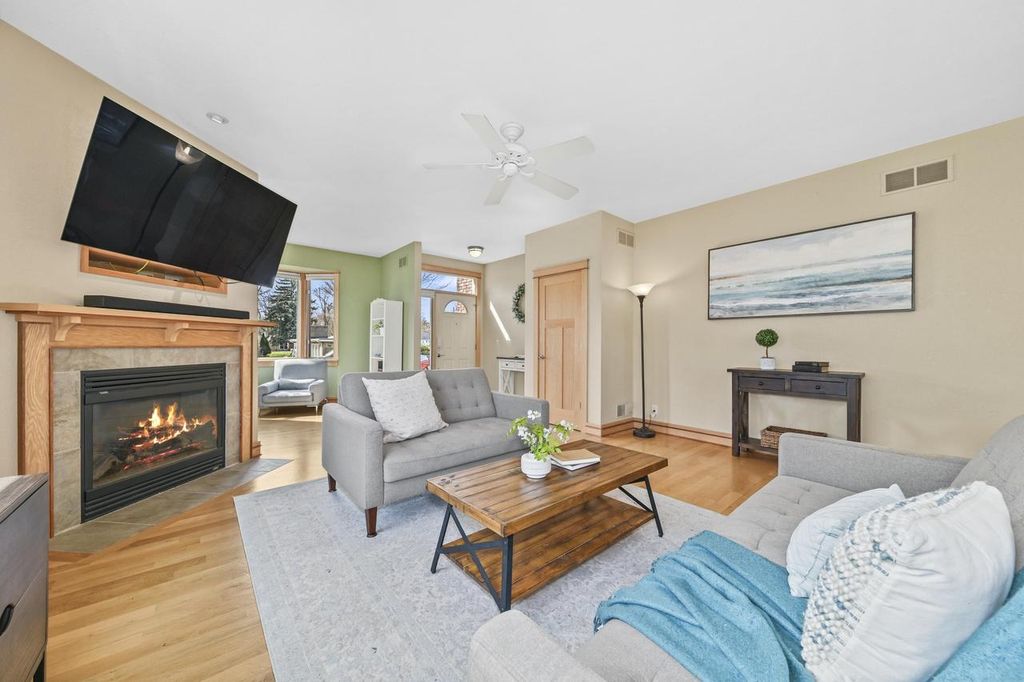 Photo of 2132 N 113th STREET, Wauwatosa, WI 53226 (MLS # 1956747)