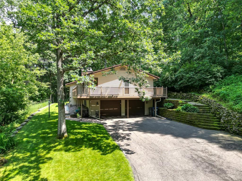Photo of E865 Woodridge DRIVE, Eau Claire, WI 54701 (MLS # 7106082)