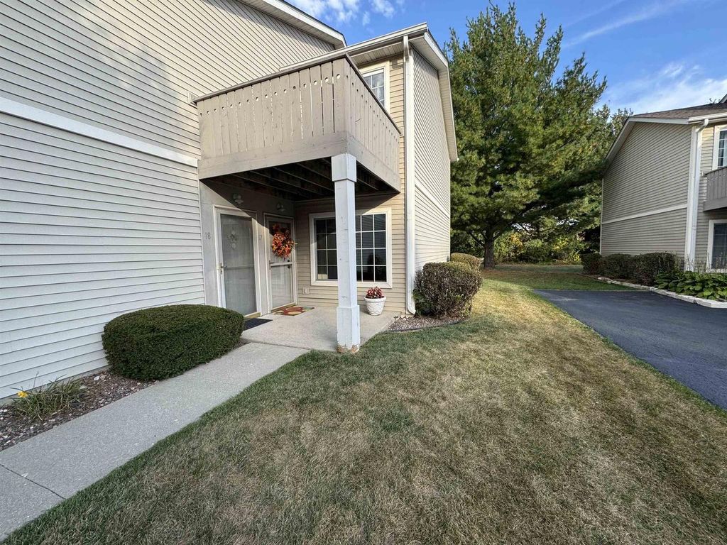 Photo of 2635 Iva COURT #17, Beloit, WI 53511 (MLS # 2011000)
