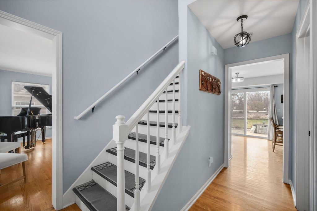 Photo of 4113 Whispering Ridge PASS, Franklin, WI 53132 (MLS # 1956203)