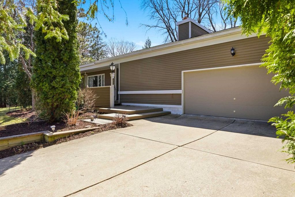 Photo of 3217 Nottingham WAY, Madison, WI 53713 (MLS # 2019908)