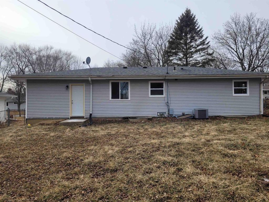 Photo of 4617 Texas TRAIL, Madison, WI 53704 (MLS # 2020715)