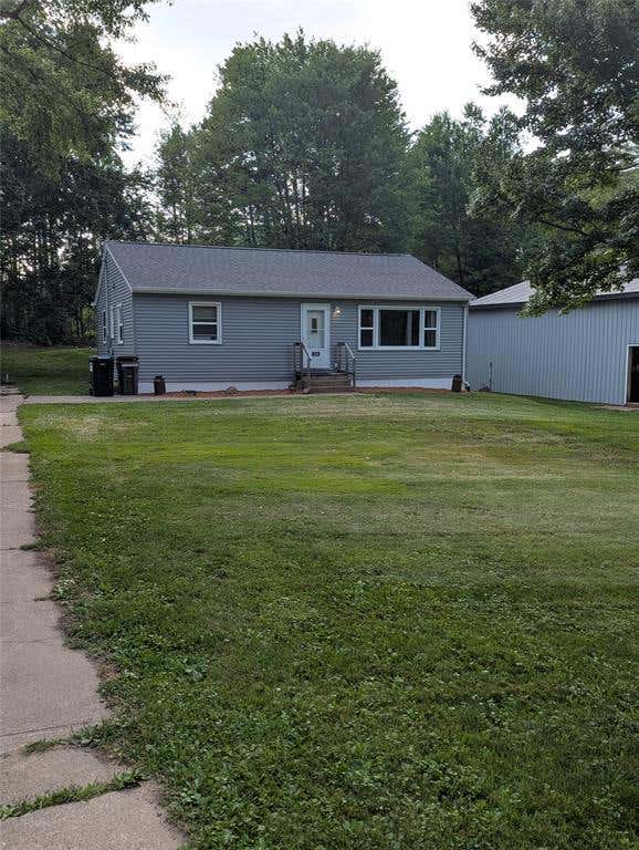 Photo of 1706 Peterson AVENUE, Eau Claire, WI 54703 (MLS # 1603939)