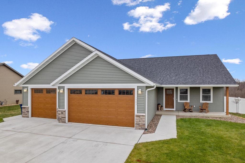 Photo of 1063 Bolden AVENUE, Sparta, WI 54656 (MLS # 1952361)