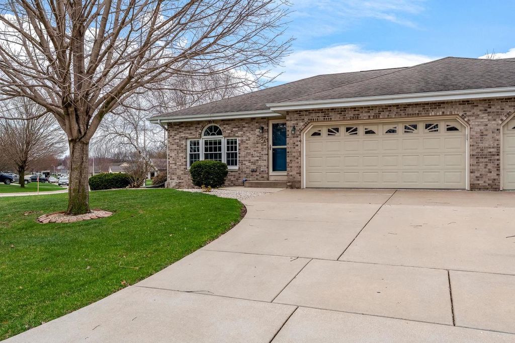 Photo of 3524 Coventry DRIVE, Janesville, WI 53546 (MLS # 2020123)