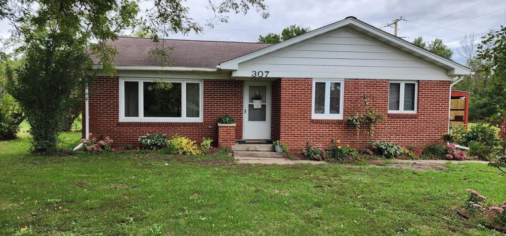 Photo of 307 Michaels STREET, Cochrane, WI 54622 (MLS # 1981575)