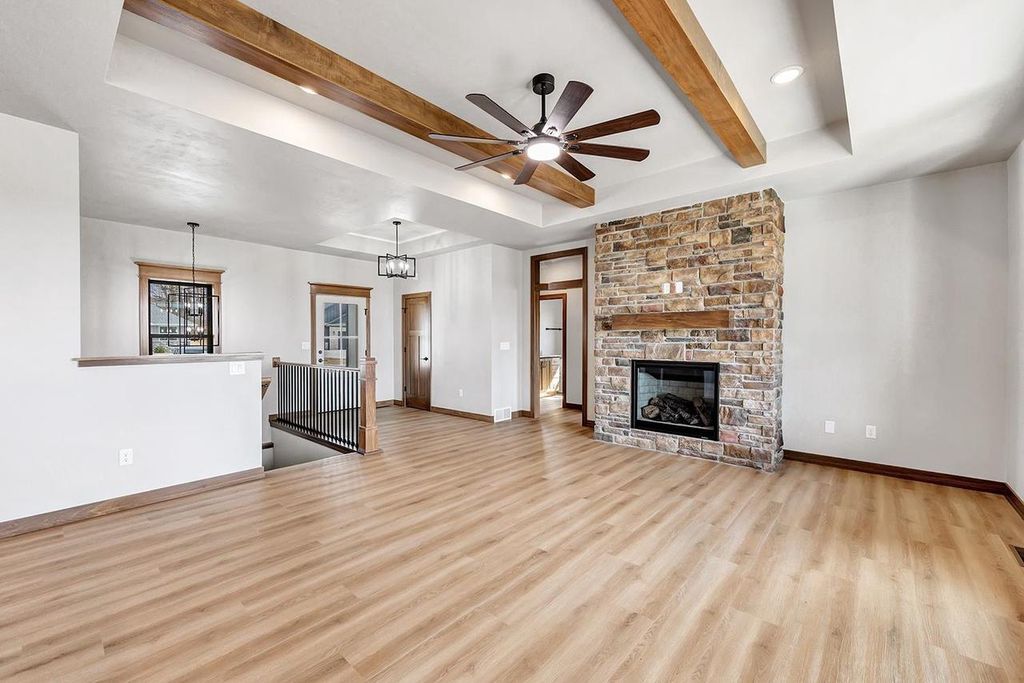 Photo of 675 Sunset Rdg, Green Bay, WI 54313 (MLS # 50323205)