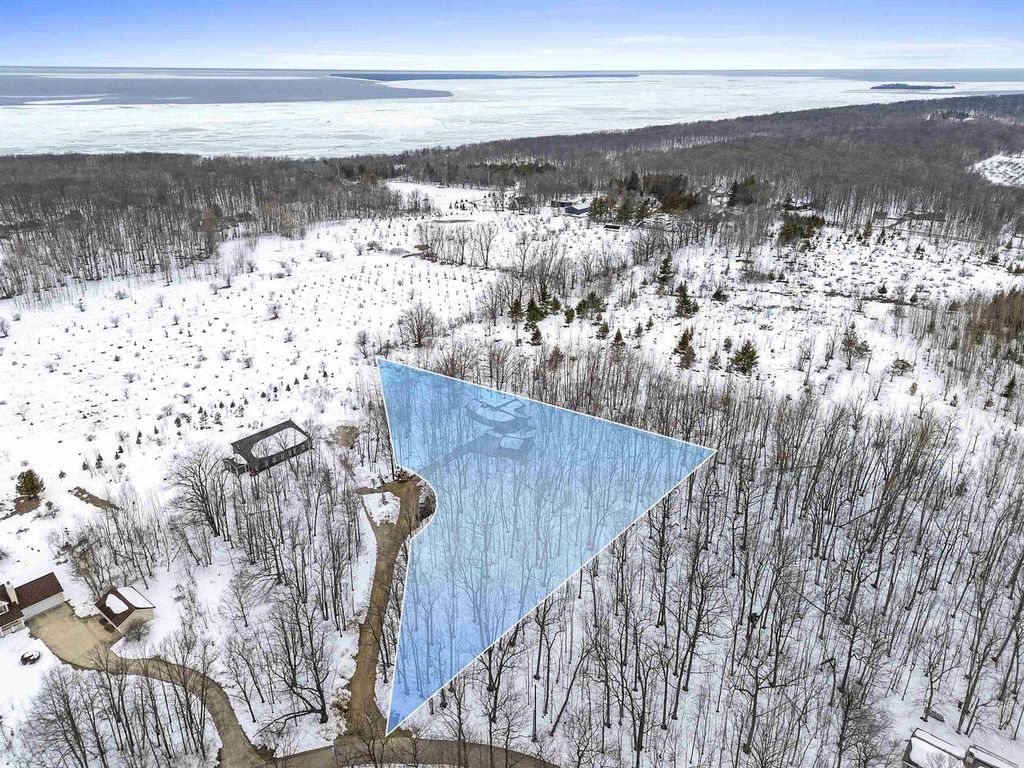 Photo of 4195 Skiview DRIVE, Fish Creek, WI 54212 (MLS # 50322840)