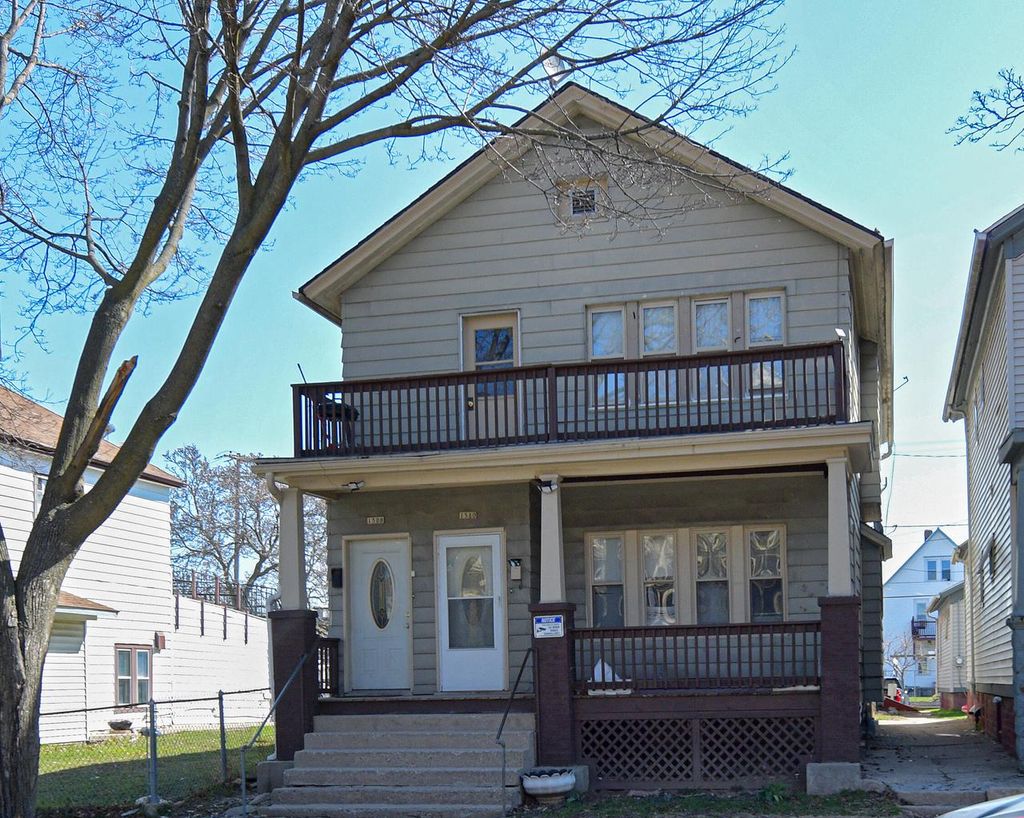 Photo of 1508 S 10th STREET, Milwaukee, WI 53204 (MLS # 1957914)