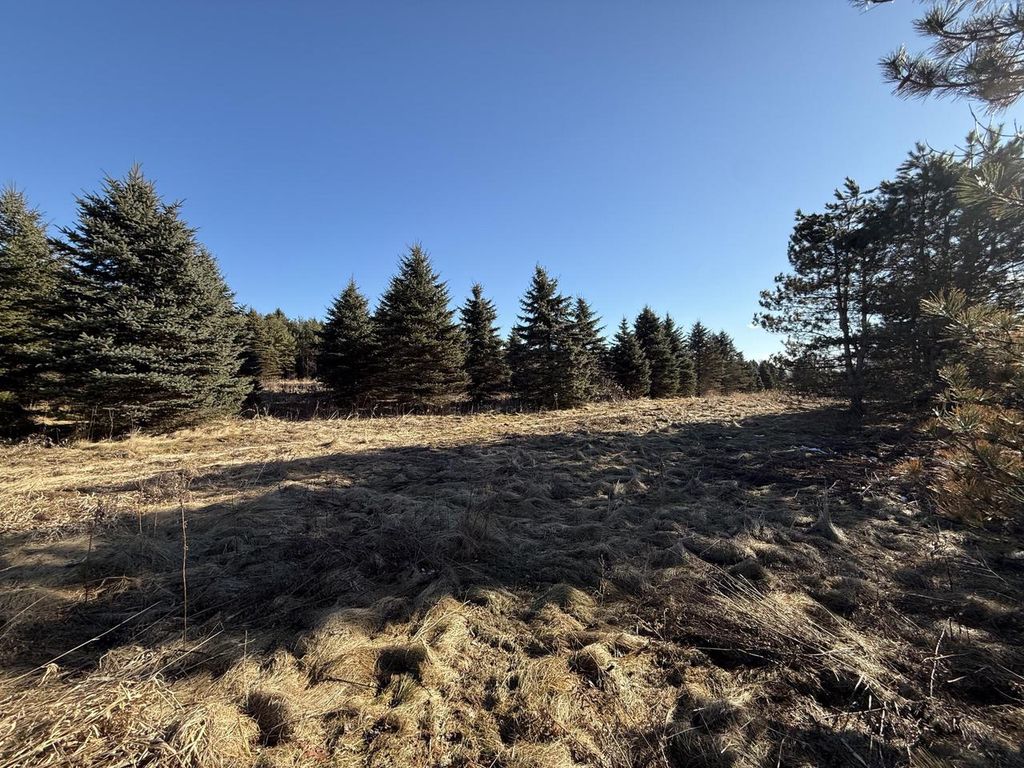 Photo of Lt3 E Hawthorne DRIVE #CSM4314, Saukville, WI 53080 (MLS # 1944038)