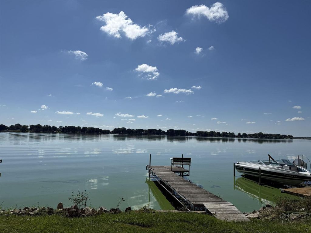 Photo of N9092 County Road FW, Randolph, WI 53956 (MLS # 2024191)