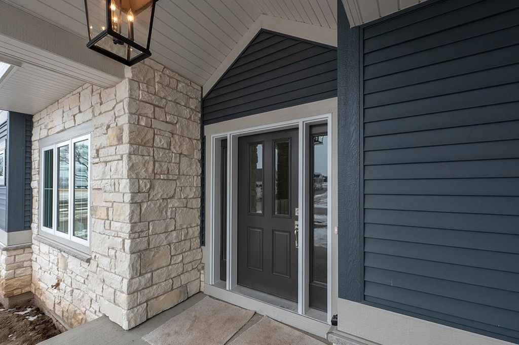 Photo of 1401 Atlas TRAIL, Waunakee, WI 53597 (MLS # 2015359)