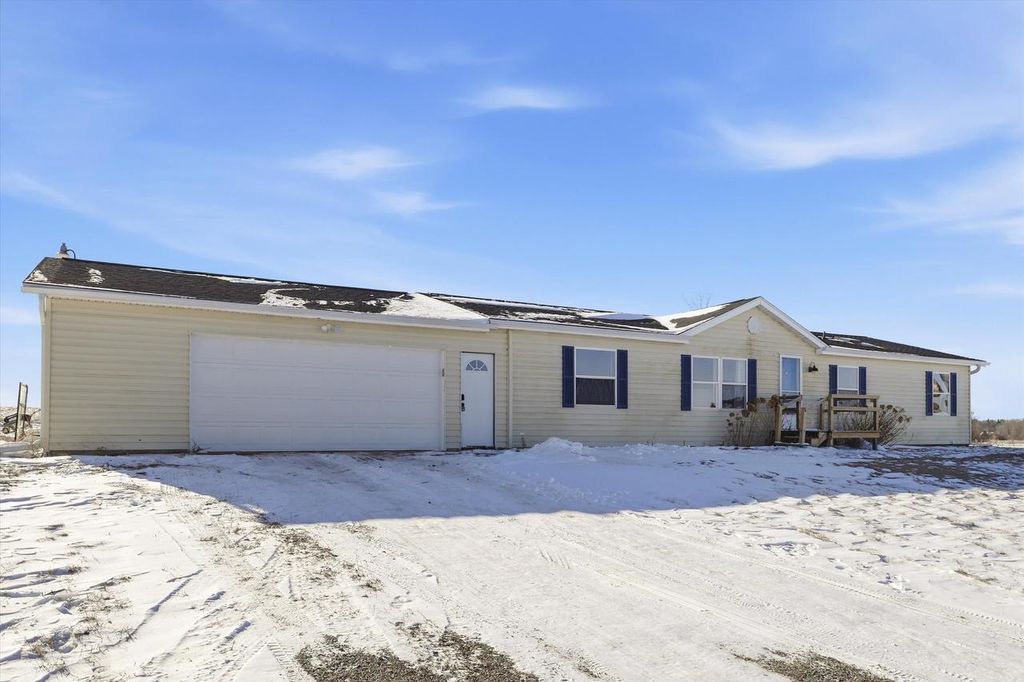 Photo of W3489 Cicero ROAD, Seymour, WI 54165 (MLS # 50320475)