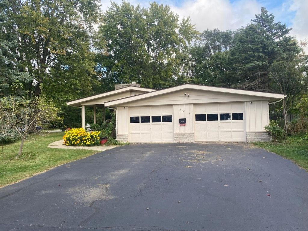 Photo of 649 Gerard STREET, Elkhorn, WI 53121 (MLS # 1936584)