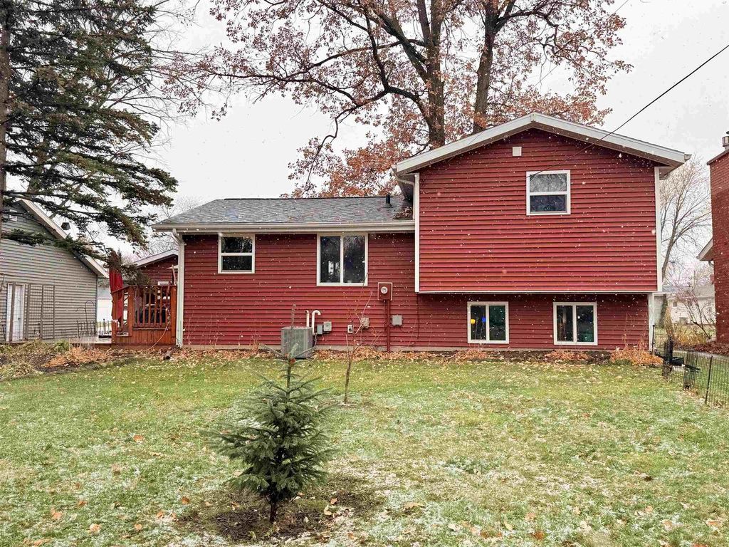 Photo of 1230 S Telulah AVENUE, Appleton, WI 54915 (MLS # 50318401)