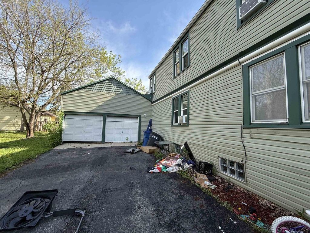 Photo of 316 Oxford AVENUE, Oshkosh, WI 54901 (MLS # 50325644)