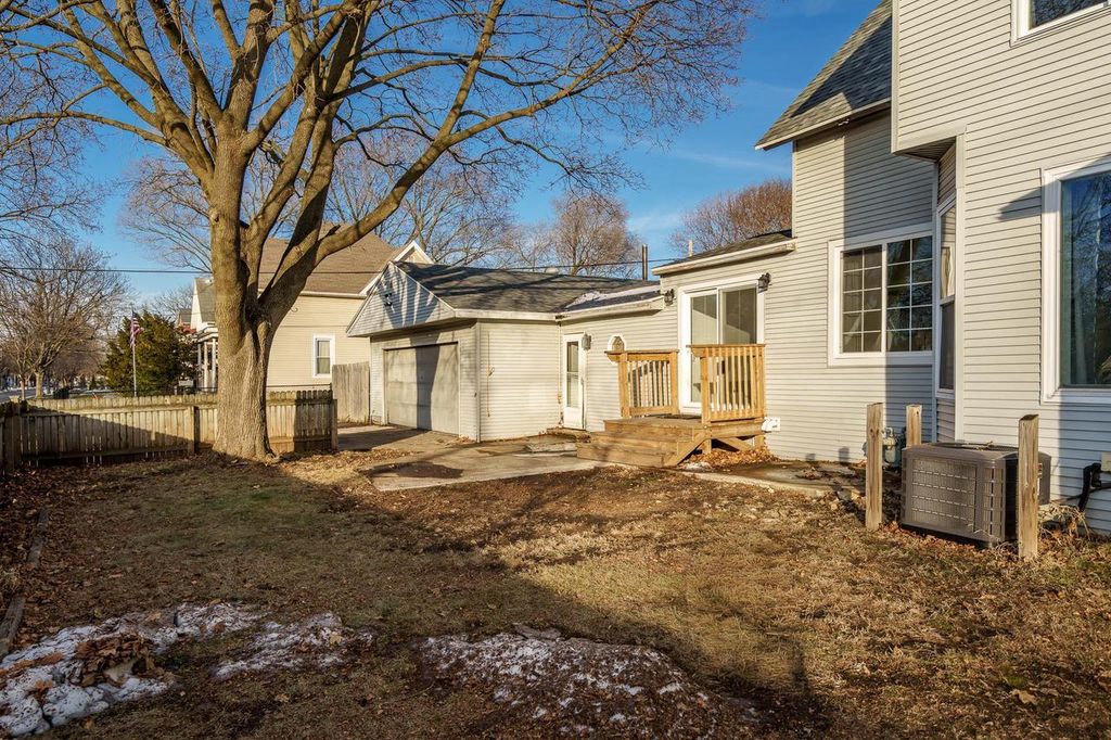 Photo of 1123 Portland AVENUE, Beloit, WI 53511 (MLS # 2014104)