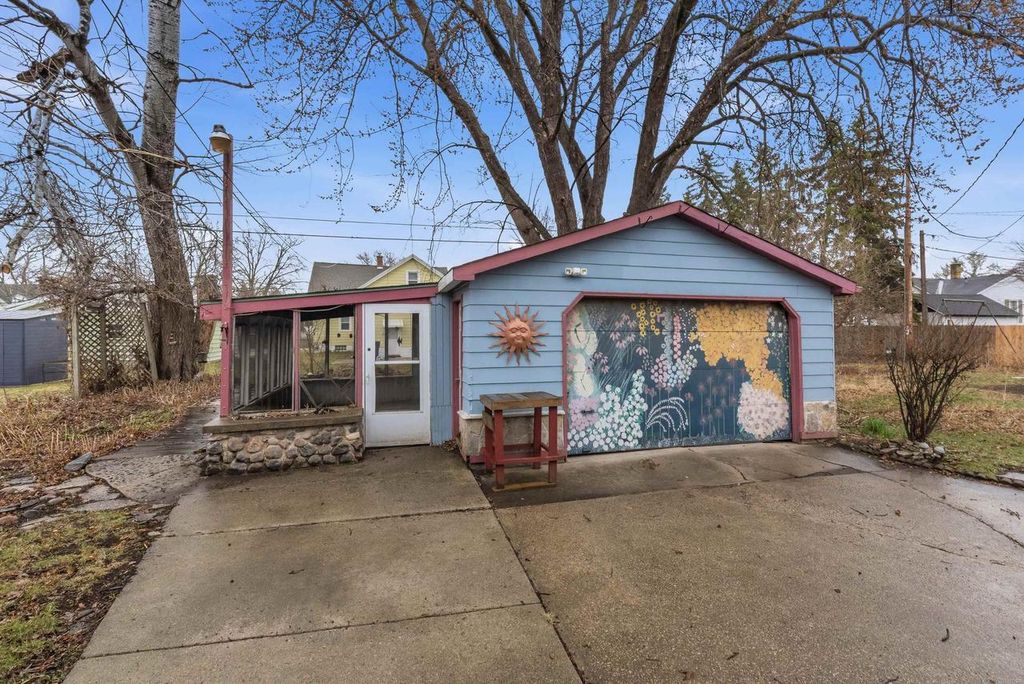 Photo of 109 Walnut STREET, Fond Du Lac, WI 54935 (MLS # 50322960)