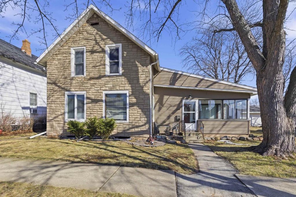 Photo of 118 W 6th STREET, Kaukauna, WI 54130 (MLS # 50322773)