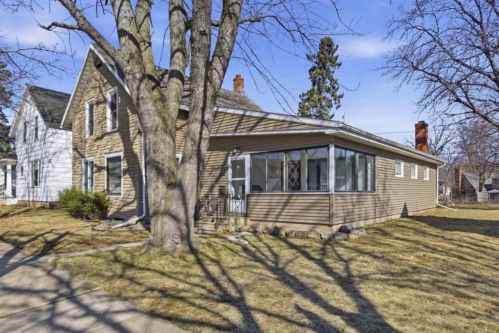Photo of 118 W 6th STREET, Kaukauna, WI 54130 (MLS # 50322773)