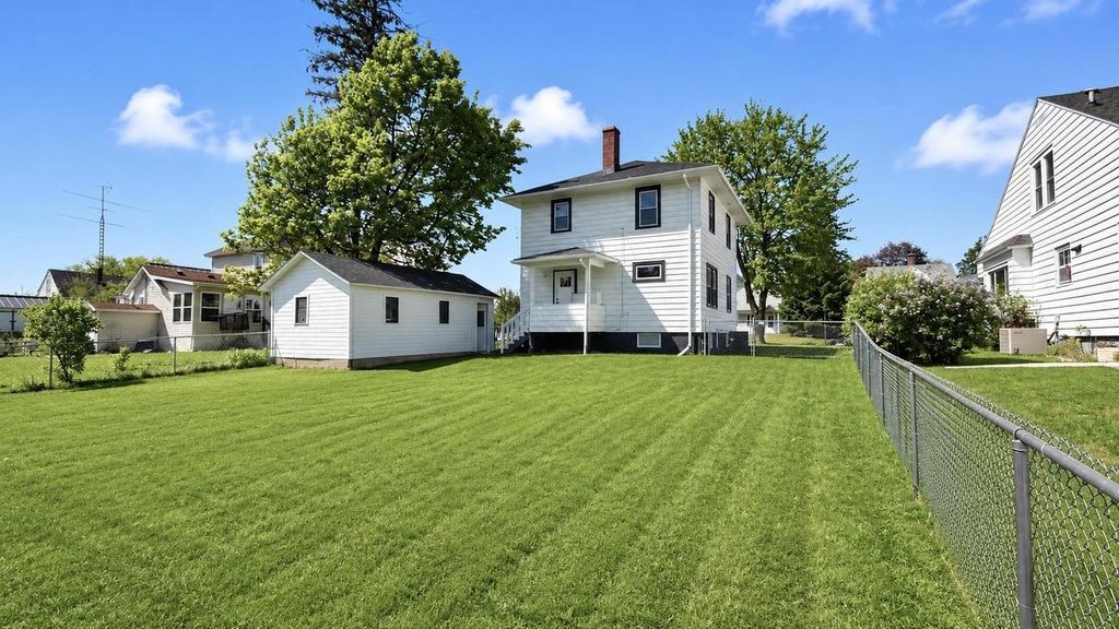 Photo of 412 W Marion STREET, Portage, WI 53901 (MLS # 2023124)
