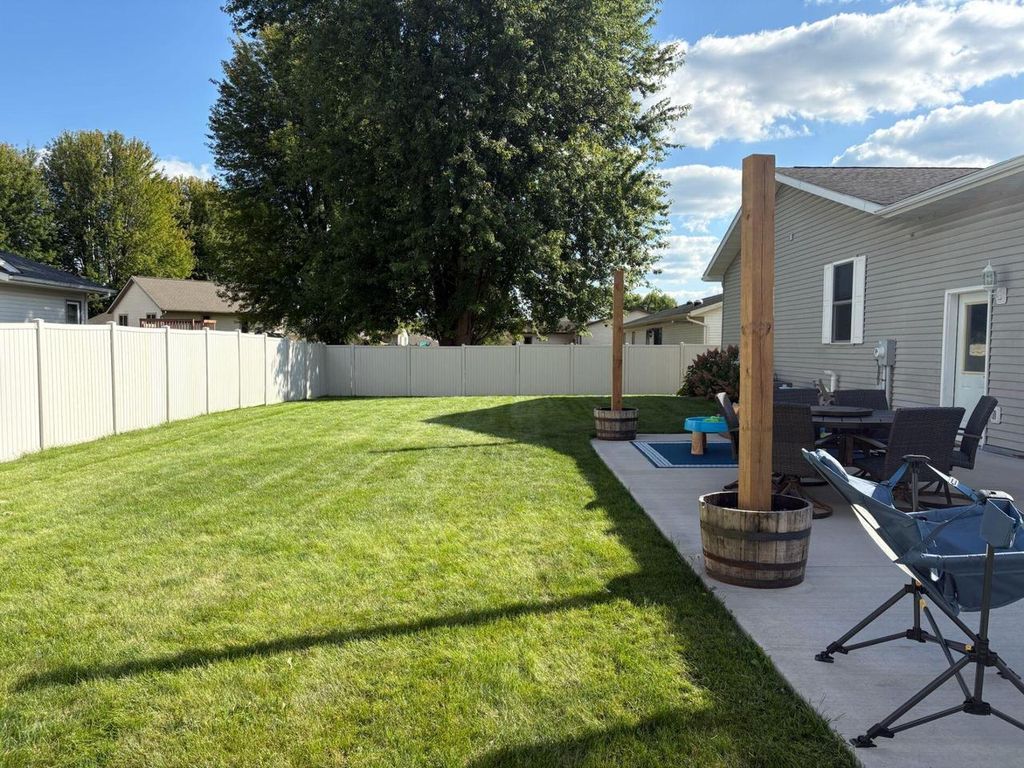 Photo of 137 Acorn LANE, West Salem, WI 54669 (MLS # 1944228)