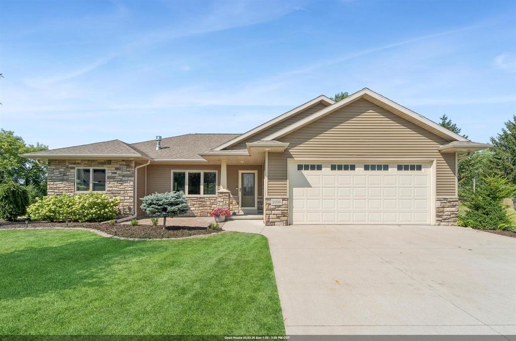 Photo of 2398 W Barley WAY, Appleton, WI 54913 (MLS # 50324472)