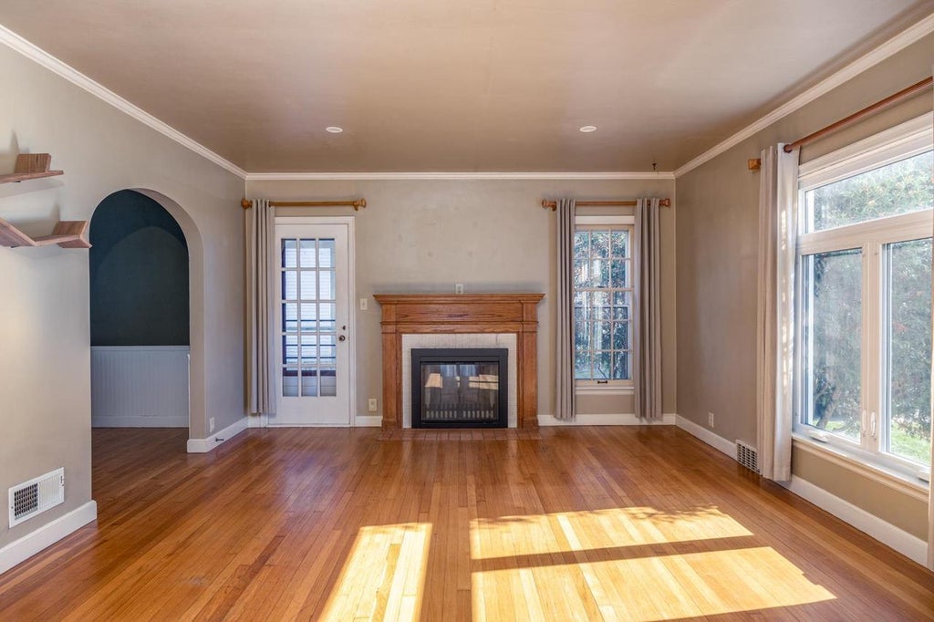 Photo of 1108 W Commercial STREET, Appleton, WI 54914 (MLS # 50334727)