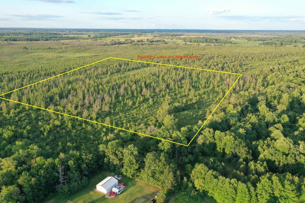 Photo of Cty Rd F, Berlin, WI 54923 (MLS # 50321708)