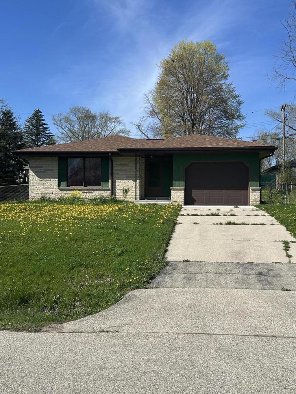 Photo of 5314 W Nokomis ROAD, Brown Deer, WI 53223 (MLS # 1959559)