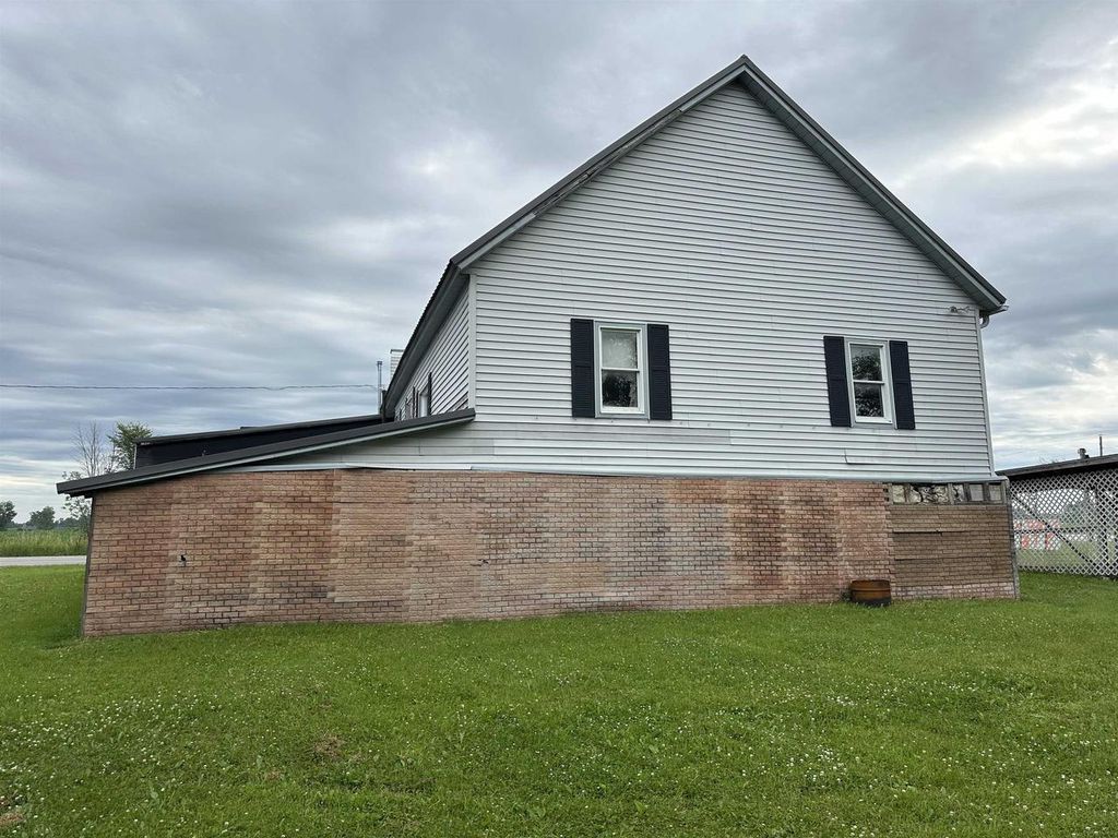 Photo of N3707 State Hwy 32, Pulaski, WI 54162 (MLS # 50328746)