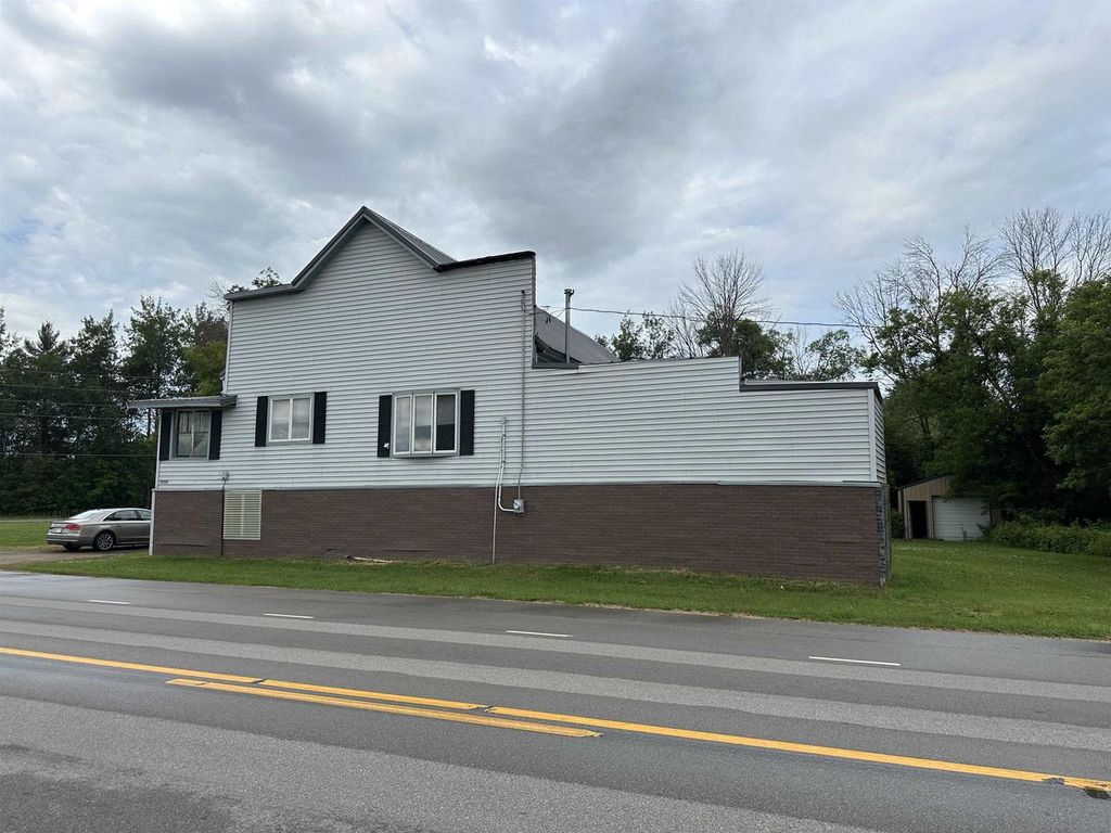 Photo of N3707 State Hwy 32, Pulaski, WI 54162 (MLS # 50328746)