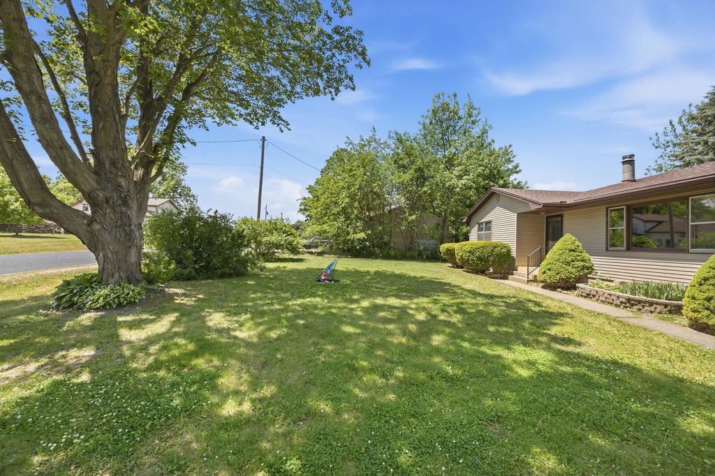 Photo of 740 Bliven ROAD, Edgerton, WI 53534 (MLS # 2024628)
